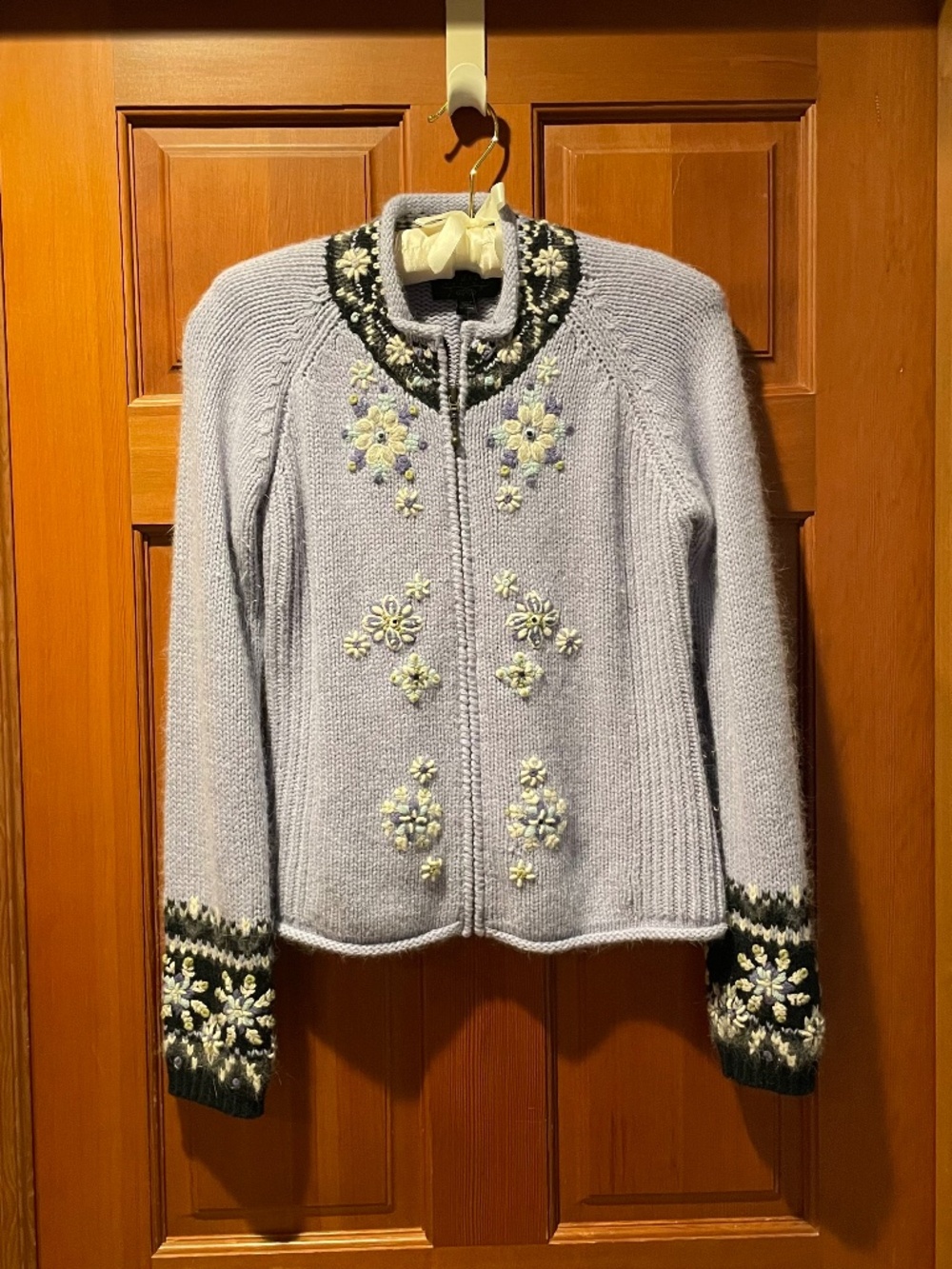 Icelandic Design Sweater w/ Front Zipper Closure in Lavender-Periwinkle